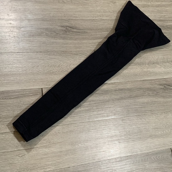 SPANXLook at Me Now Seamless Black Lift Compression Leggings size M - Picture 7 of 8